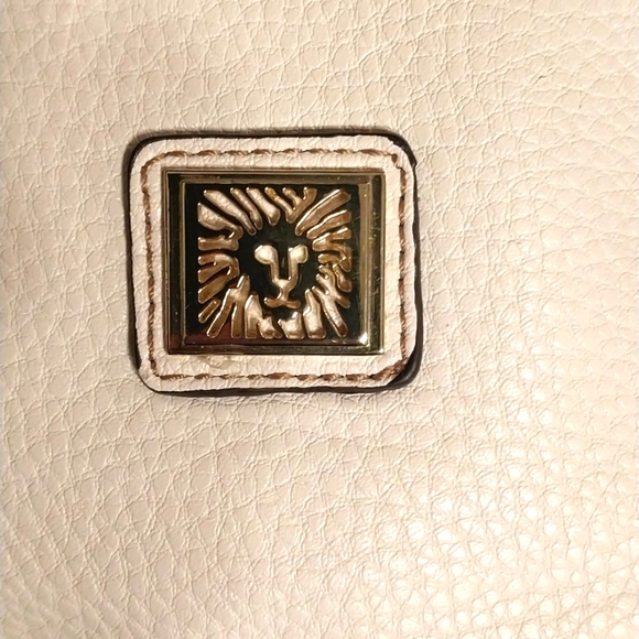 Anne Klein Ivory White Women's Faux Leather Purse Tote Bag Satchel Lion Logo - Picture 12 of 15